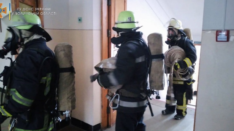 Зі Старовижівського ліцею евакуювали дітей та педагогів: що трапилось