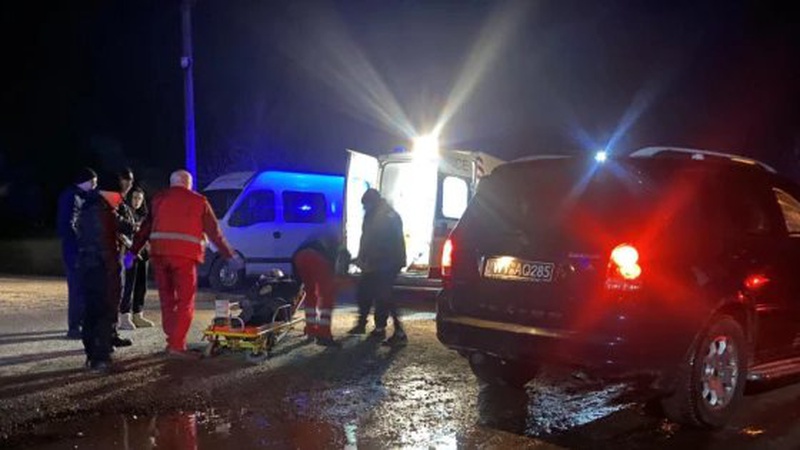 У Рожищі автомобіль збив людину – водій втік з місця ДТП