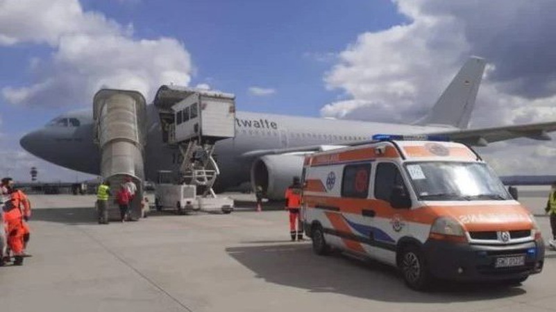 Літаючий німецький госпіталь Luftwaffe: важкопоранених українців евакуюють для лікування за кордоном