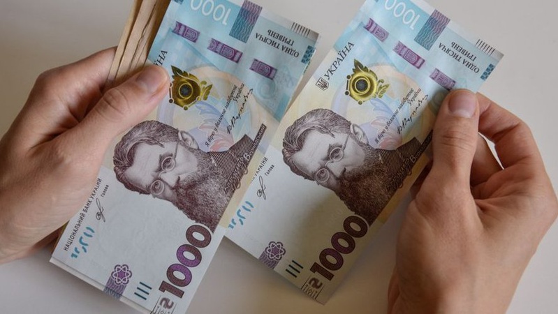 Уряд розширив перелік українців, які отримуватимуть виплати від держави
