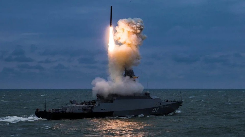 Росіяни вивели у Чорне море надводний ракетоносій із 8 «калібрами»