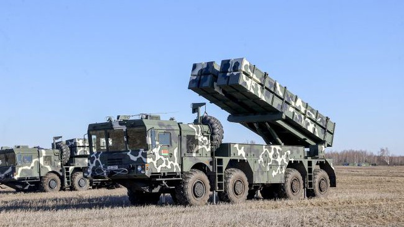 У білорусі заявили про появу нового зенітного ракетного полку біля кордону з Україною