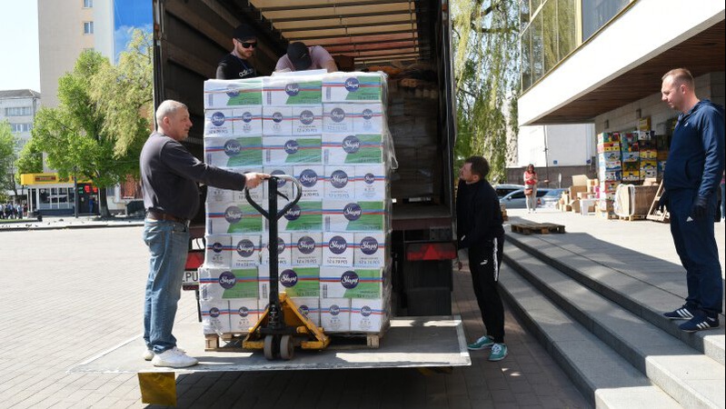 Луцьк отримав ще близько 20 тонн гуманітарної допомоги з Англії