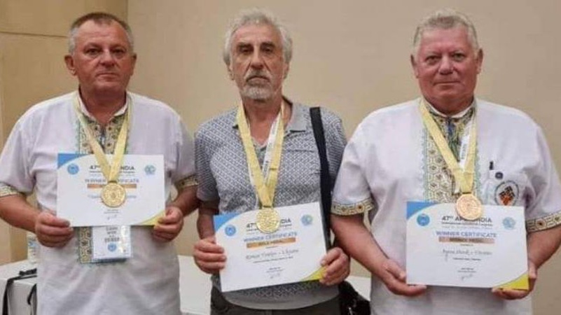 Українські медовари отримали 7 медалей на всесвітньому  конгресі «Апімондія-2022»