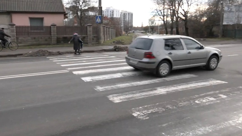 У Луцьку на вулиці Львівській, де автівка збила 10-річну дівчинку, встановлять світлофор