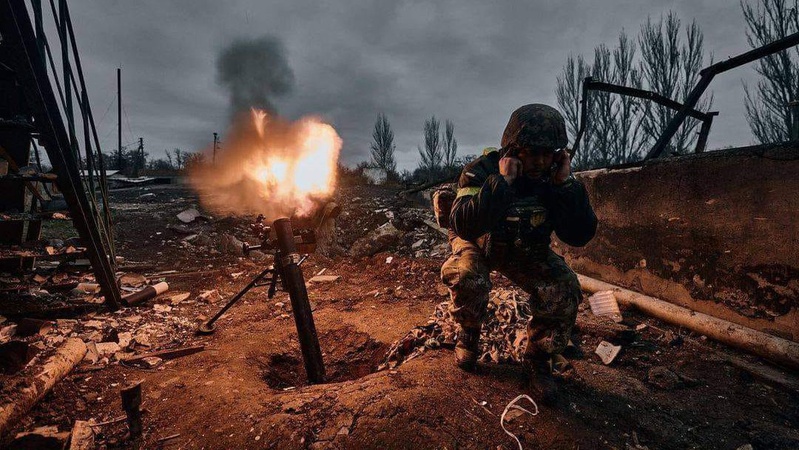 Українські захисники відбили атаки ворога поблизу 10 населених пунктів Донеччини, – Генштаб