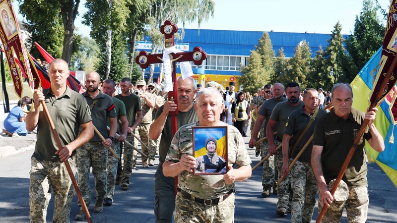 Волиняни віддали останню шану мужньому захиснику Андрію Шкамарді