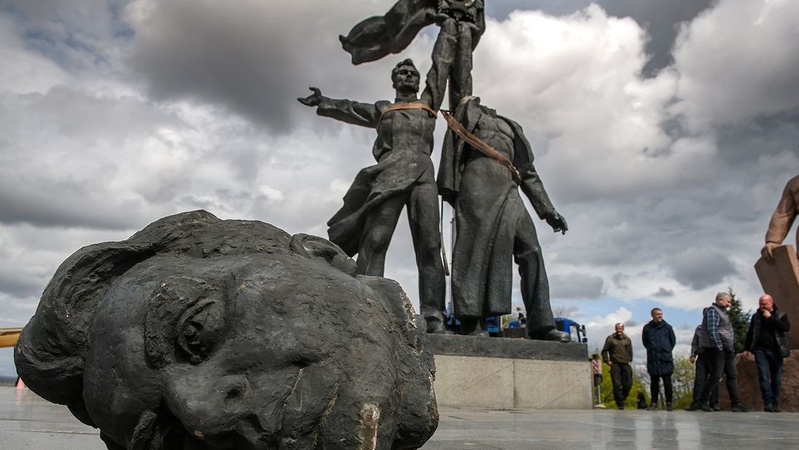 Скільки радянських пам’ятників на Волині ще потрібно демонтувати