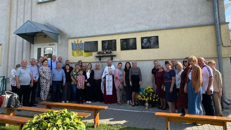 У Володимирі відкрили пам’ятну дошку загиблому Герою Валерію Матвійчуку