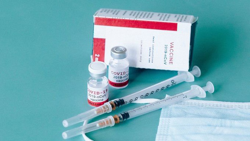 Moderna, Pfizer, J&J: яка вакцина найкраще захищає від госпіталізацій