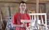Майстер-самоук з Волині виготовляє дерев’яні вироби, які користуються попитом у столиці