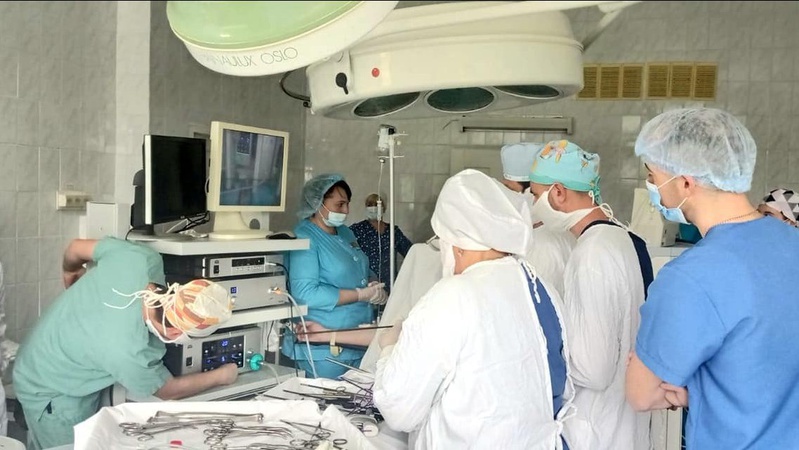 У Володимирі пацієнтці провели одночасно дві операції
