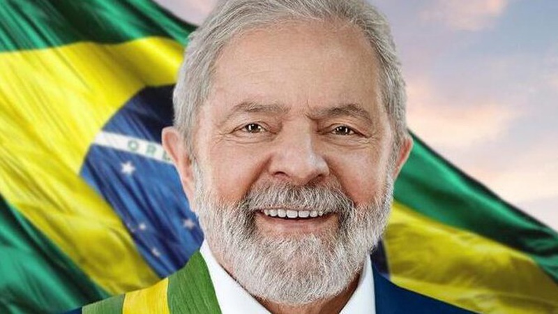 Зеленський поспілкувався з президентом Бразилії
