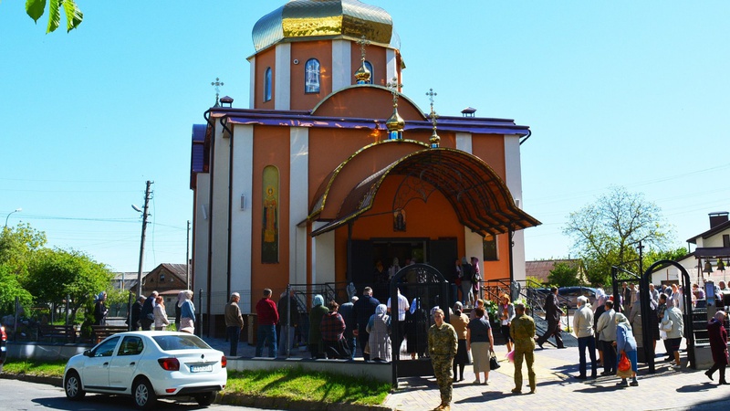 У Луцьку на ЛПЗ освятили новий храм