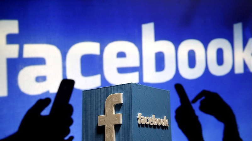 Компанія «Фейсбук» пояснила причини масового збою