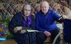 «Він мої ноги»: 92-річний дідусь з Волині доглядає 83-літню дружину на інвалідному візку