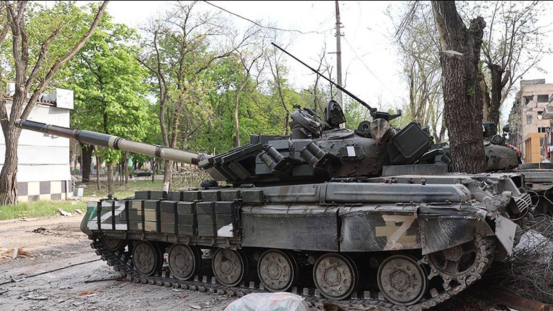 До середини березня здалися в полон близько ста російських танкістів, – ГУР