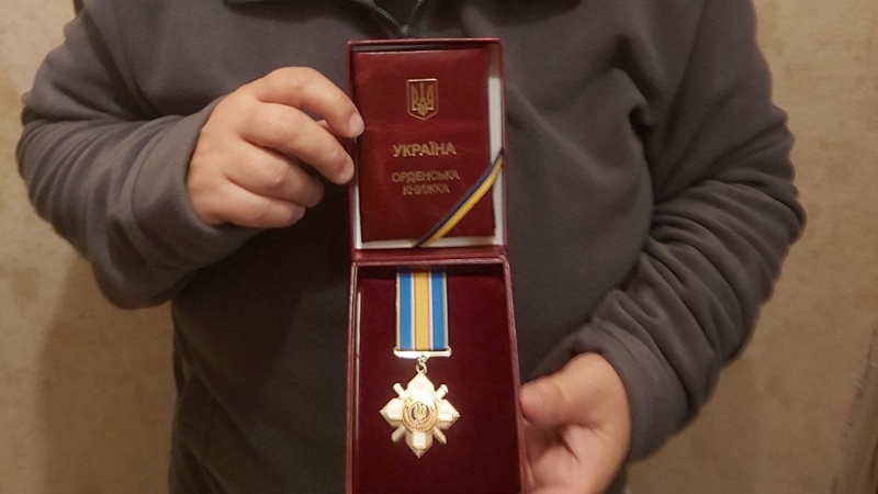 Матері загиблого Героя з Рожищенської громади вручили нагороду сина