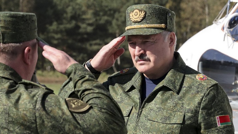 Лукашенко продовжив військові навчання в Білорусі