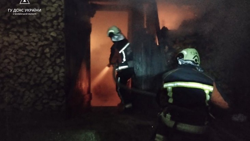 На Волині рятувальники 7 разів виїжджали на гасіння пожеж. ФОТО