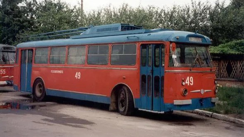 50 років: у Луцьку відремонтували раритетний тролейбус. ФОТО