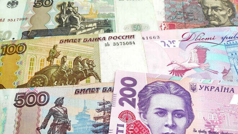 Жаліється, що не може приїхати до росії: блогер з Луцька збирає донати в рублях