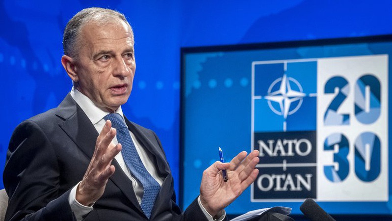 Заступник генсека НАТО пояснив, чому Альянс надає Україні лише нелетальну допомогу