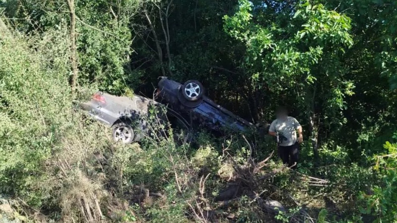 На Волині два автомобілі внаслідок зіткнення злетіли у кювет