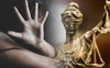 «Ми всі тепер її мама»: юристки збирають докази зґвалтування школярки на Мукачівщині