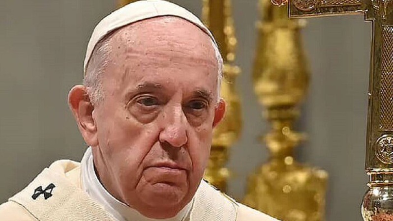 Папа Римський пояснив, кому вигідна війна в Україні