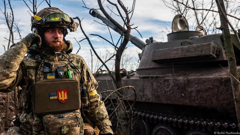 Українські воїни відмінусували за добу 910 окупантів, 23 бронемашини, 9 танків, 23 авто ворога