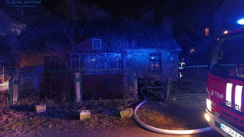 У Луцьку під час пожежі житлового будинку загинула жінка
