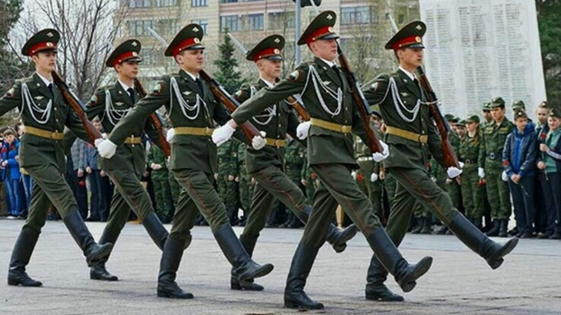 Для війни Росія задіє курсантів військових училищ — не вистачає офіцерів