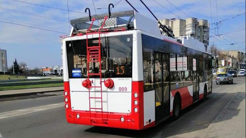 У Луцьку просять збільшити кількість тролейбусів у вихідні