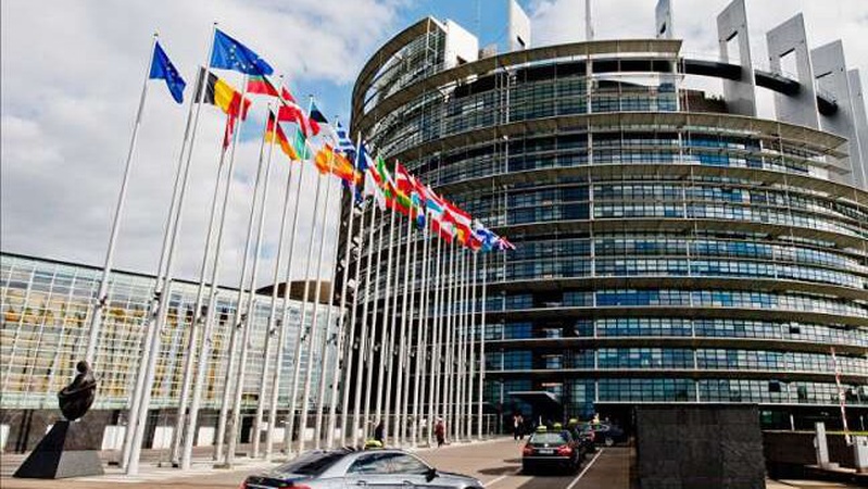 Європарламент може позбавити Угорщину права голосу в ЄС