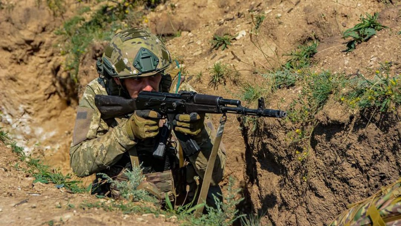 Окупанти намагалися прорватись у чотирьох районах лінії фронту, – Генштаб