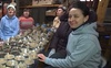 Волинянка в Естонії організувала виготовлення окопних свічок