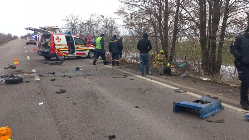 В аварії на Рівненщині загинули четверо людей.ФОТО