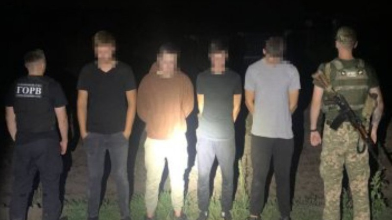 Покарали чотирьох молодиків із Нововолинська, які хотіли незаконно дістатися до Польщі