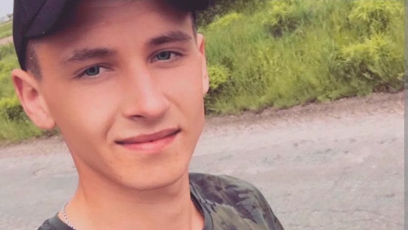 Не дожив до 23 років: юного Героя з Луцького району Владислава Хомика посмертно нагородили медаллю