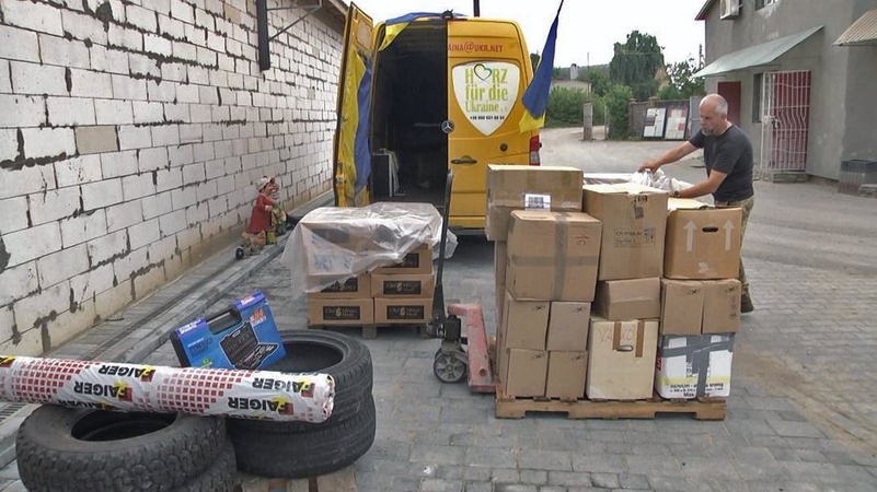Волонтери з Луцька готують черговий вантаж для військових