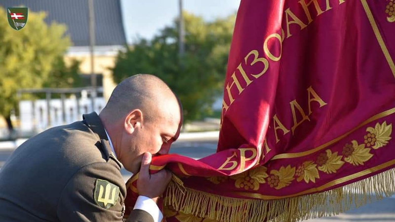 Командира 14 ОМБр нагородили орденом Богдана Хмельницького ІІ ступеня