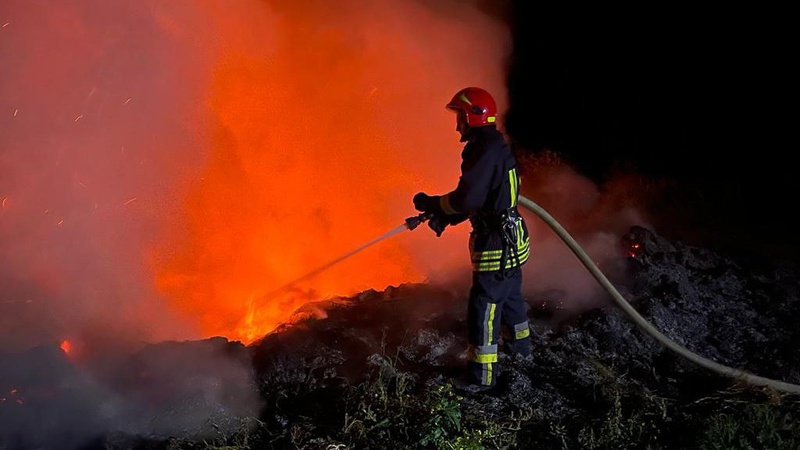 На Волині чоловік під час пожежі отримав опіки руки: його госпіталізували