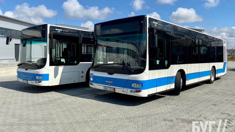 У Нововолинську почали курсувати нові автобуси. ВІДЕО