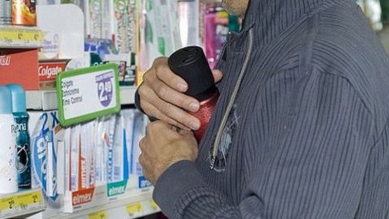 Волинянин проведе за ґратами 5 років через крадіжку парфумів