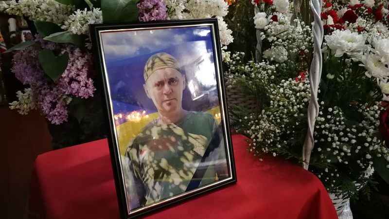 У селі Світязь попрощалися із загиблим 43-річним воїном Русланом Сулімом