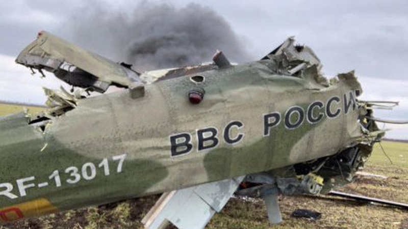 Українські воїни знищили за добу 200 окупантів і «приземлили» 4 гелікоптери
