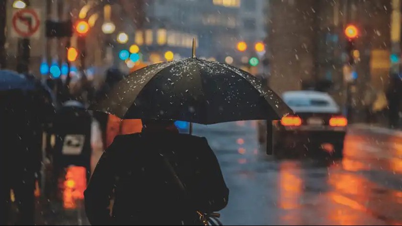 Дощі та періодичні грози: якою буде погода в Україні 26 березня