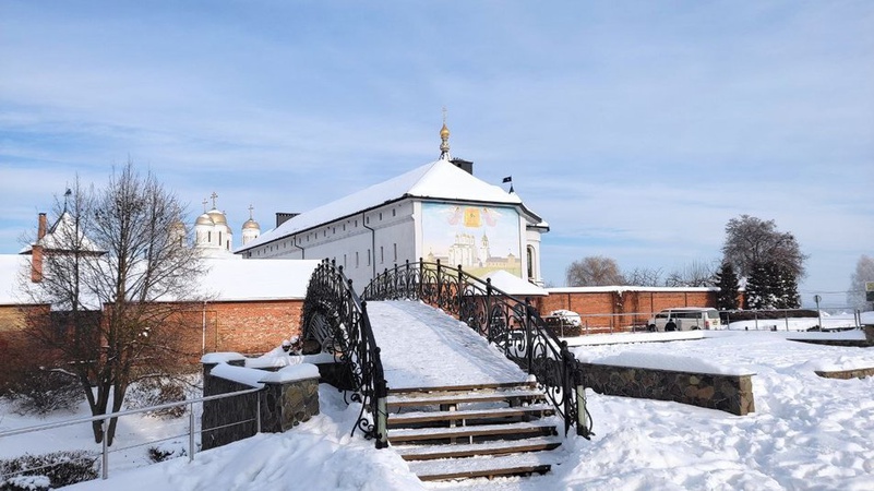 Чому обшукували Зимненський монастир та перевіряли 40 працівників сільради на Волині