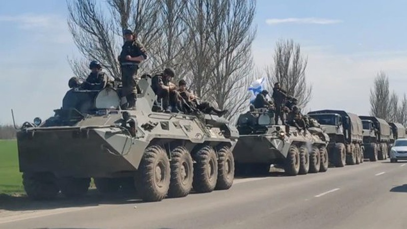 У Криму помітили колону російської військової техніки